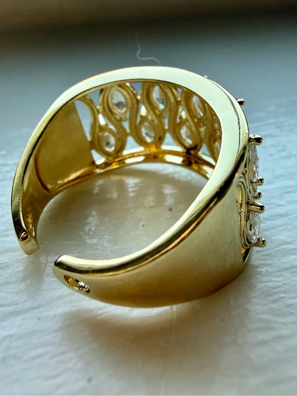 NEW!! 18k Yellow Gold Marquise Cubic Zirconia Wide Band Open Back Ring